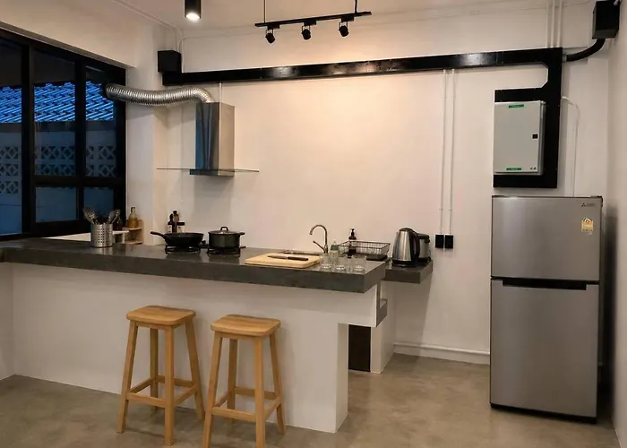9 Mins To Bts Private King Share Bath Kitchen بيت شباب بانكوك